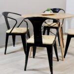 Comedor Redondo Eames Wood 100cm + 4 Sillas Tolix Pierre