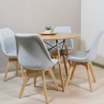 Comedor Redondo Mesa Eames Wood 100cm + 4 Sillas Nórdicas Lino Celeste