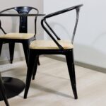 Comedor Redondo Tulip Negro 100cm + 4 Sillas Tolix Pierre - Imagen 4