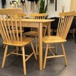 Set Comedor Mesa Komoro Rectangular 150x90 cm + 4 Sillas Windsor de Madera – Elegancia y Funcionalidad para tu Hogar - Imagen 8