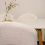 Set Comedor Rectangular de Cuarzo + 4 Sillas Eames Lana Bouclé Blanco - Imagen 2