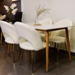 Set Comedor Rectangular de Cuarzo + 4 Sillas Eames Lana Bouclé Blanco
