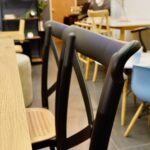 Set Comedor Xtable + Sillas Crossback Top Negro - Imagen 2